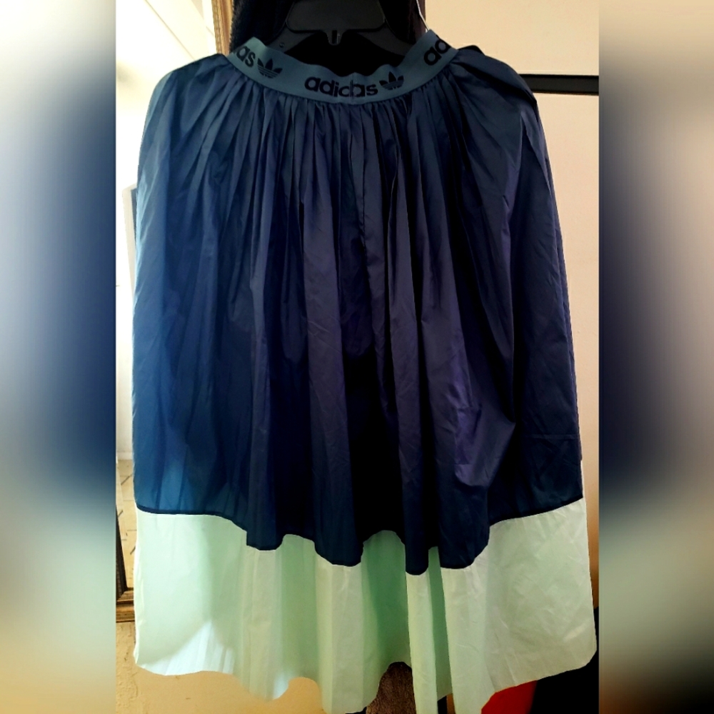 Adidas originals women pleated legacy skirt
